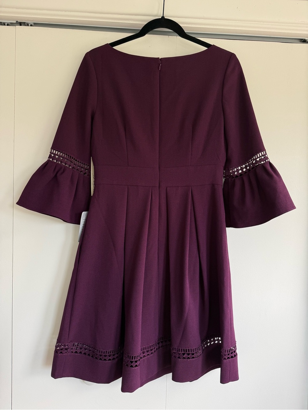 Eliza J NWT Purple Plum Fit Flare Dress Size 6 Bell Sleeve - Picture 2 of 5